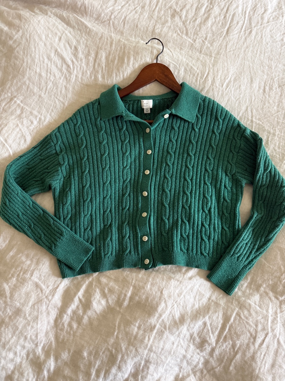 Green Cable-Knit Button-Up Cardigan - Picture 2 of 12